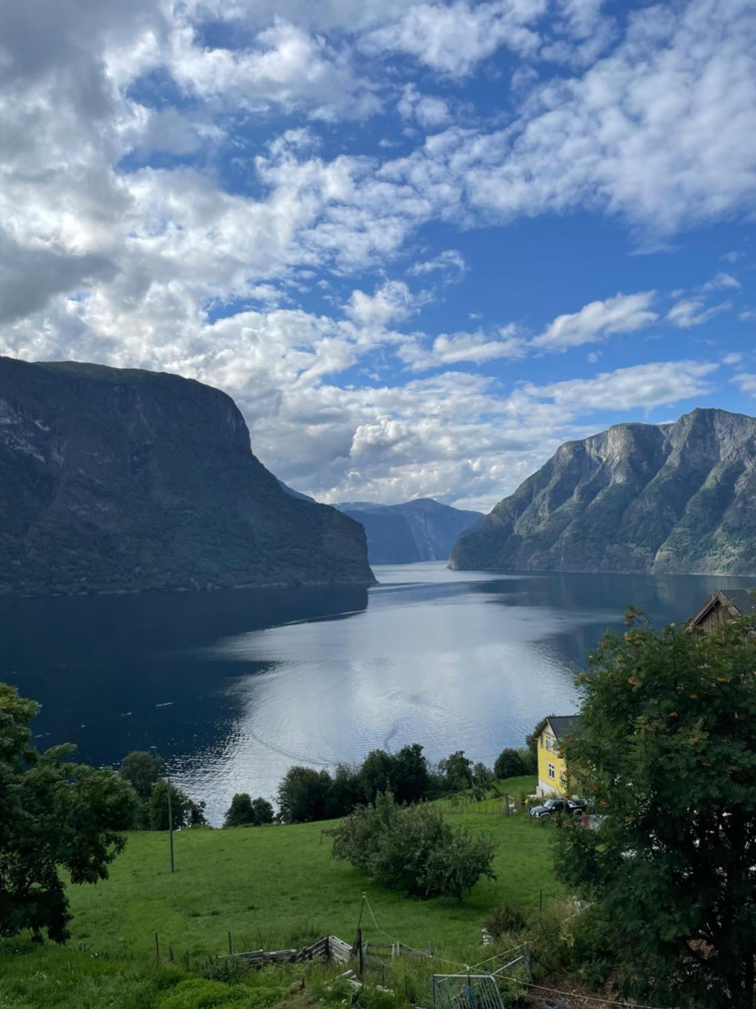Kvam - Stegastein Apartman Aurland Kültér fotó